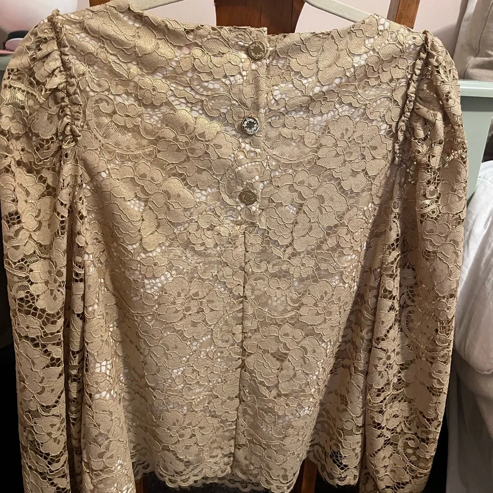 Lilly Pulitzer Beige Lace Long Sleeve Blouse